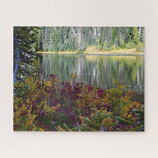 Friedlicher See Lebhafter Fall Farbe Landschaft Puzzle (Horizontal)