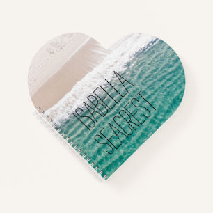 Friedlicher Strand mit Ihrem Namen Notizblock