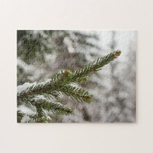 Friedlicher Winterwald - Schneebedeckter Kiefernzw Puzzle