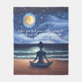 Friedlicher Yoga Meditation Mondlicht Himmelsangeb Fleecedecke (Vorderseite)