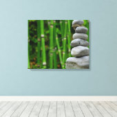 Friedlicher Zen-Rock-Stack und Bamboo-Canvas-Druck Leinwanddruck (Insitu (Holzboden))