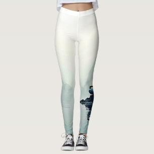 Friedliches Design der wasserseitigen Meditation Leggings