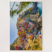 Friedliches italienisches Dorf am Meer Puzzle (Vertikal)