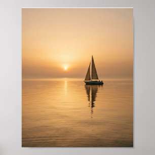 Friedliches Segelboot, das bei Sonnenuntergang auf Poster