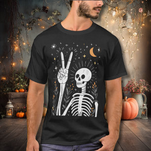 Friedliches Skelett mit Sternen und Mond T-Shirt