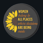 Friend Birthday Geschenk Feminist Sonnenblume Keep Magnet<br><div class="desc">Feiern Sie mit diesem dynamischen und bestärkenden Automagnet das Erbe der berühmten Ruth Bader Ginsburg. Dieser Magnet mit RBGs berühmtem Zitat "Frauen gehören an allen Orten, an denen Entscheidungen getroffen werden" zusammen mit feministischen Symbolen wie der Sonnenblume ist eine kraftvolle Erklärung zur Unterstützung von Frauenrechten, Feminismus und Gleichheit. Egal, ob...</div>