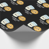 Friend Chip Goals Funny Milk Cookies Pun Dark BG Geschenkpapier (Ecke)
