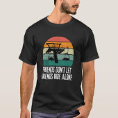 Friends Don't Let Friends Ride Alone on a Ski Lift T-Shirt (Vorderseite)
