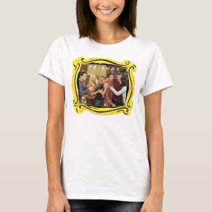 FRIENDS™   Gast Erntedank Group Hug T-Shirt