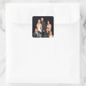 FRIENDS™ | Gruppe in Schwarz-Weiß-Form Quadratischer Aufkleber (Tasche)