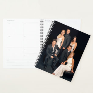 FRIENDS™ Gruppe in schwarz-weißer Formalkleidung Planer