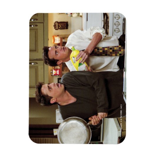 FRIENDS™ | Joey & Chandler Scared Magnet (Vertikal)
