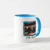 FRIENDS™ | Joey, Ross und Chandler auf dem Sofa Tasse (VorderseiteRechts)