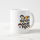 FRIENDS™ | Joey teilt Food Chibi nicht Jumbo-Tasse (Vorderseite Rechts)