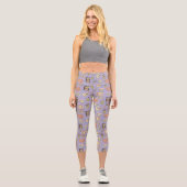 FRIENDS™ | Lila Icon Muster Capri Leggings (Vorderseite)