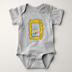 FRIENDS™ Namen im Guckloch Baby Strampler