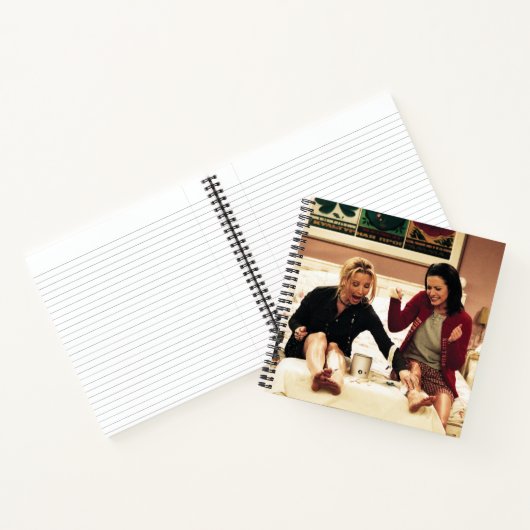 FRIENDS™ | Phoebe & Monica Waxing Legs Notizblock (Innenseite)