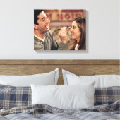 FRIENDS™ | Ross macht Rachel's Makeup Leinwanddruck (Insitu (Schlafzimmer))