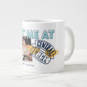 FRIENDS™ | Treffen Sie mich in Central Perk Jumbo-Tasse (Vorderseite Rechts)