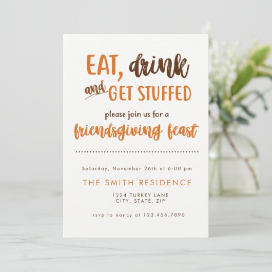 Friendsgiving Erntedank Dinner Fest Potluck Einladung (Stehend Vorderseite)