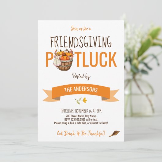 Friendsgiving Potluck Einladung (Stehend Vorderseite)