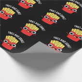 Fries und Shine Funny Food Puns Dark BG Geschenkpapier (Ecke)
