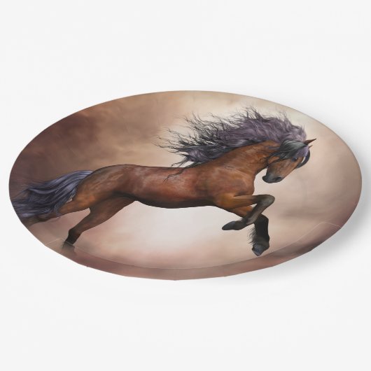 Friesenpferd mit scheußlichen Wolken Pappteller (Schrägansicht)