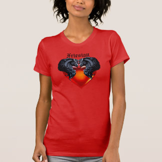 Friesischer Pferd/Schwarz Frisischer Hengst/rotes T-Shirt