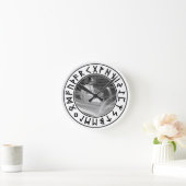 Frigg Rune Shield Runde Wanduhr (Zuhause)