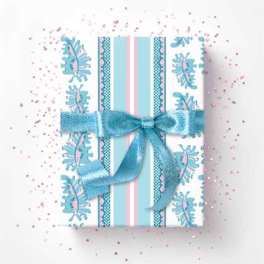 Frilly Frond Stripe in Pink and Aqua Geschenkpapier