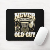 Frisbee Golf Vater Opa Ich Unterschätze Nie  Mousepad (Mit Mouse)