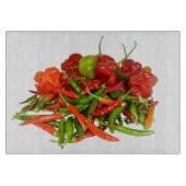 Frisch ausgewähltes Paprika-hackendes Brett (Vorderseite)