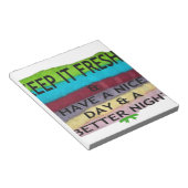 Frisch und sauber: Farbenbruch für einen Neubeginn Notizblock (angewinkelt)