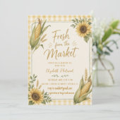 Frisch vom Markt Sonnenblumen Mais Gingham Einladung (Stehend Vorderseite)