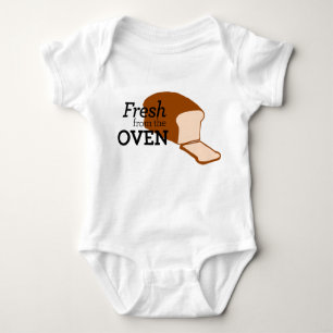 Frisch von der Ofen gebackenen Baby Strampler