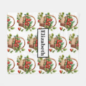 Frische Erdbeeren in einem Korb Fleecedecke (Vorderseite (Horizontal))