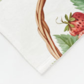 Frische Erdbeeren in einem Korb Fleecedecke (Ecke)