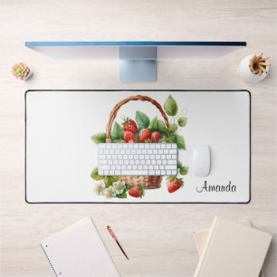 Frische Erdbeeren in einem Korb Schreibtischunterlage