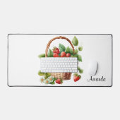 Frische Erdbeeren in einem Korb Schreibtischunterlage (Tastatur & Maus)