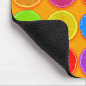 Frische, farbenfrohe Orangenscheiben Mousepad (Ecke)