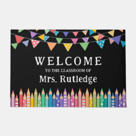Frische Farbige Stifte Begrüßungslehrer im Klassen Fußmatte