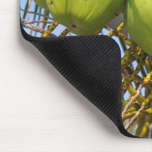 Frische grüne Kokosnüsse Mousepad (Ecke)