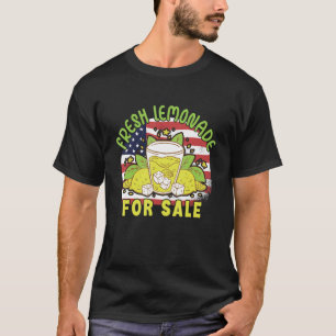 Frische Limonade für den Verkauf am Stand Lemonade T-Shirt