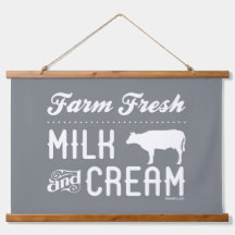 FRISCHE MILCH VOM BAUERNHOF