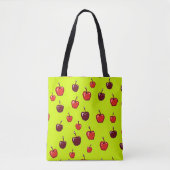 Frische rote Apfeltasche mit grünem Hintergrund  Tasche (Vorderseite)