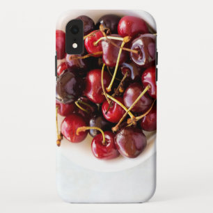 Frische rote Kirschen in einer Schüssel Fotografie Case-Mate iPhone Hülle