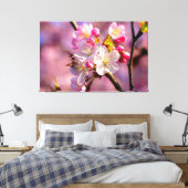 Frische Sakura Blume im Garten im Springtime Leinwanddruck (Insitu (Schlafzimmer))