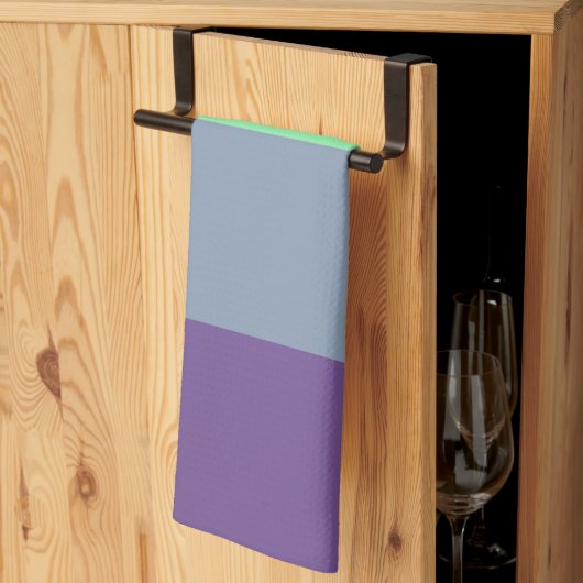 Frische Streifen: Zeitgenössisches Handtuch mit Mu (Drittel gefaltet)