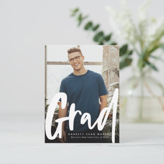 Frische trendige Abschluss-Einladung Postkarte (Stehend Vorderseite)