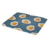 Frischeier auf blau schneidebrett (Ecke)